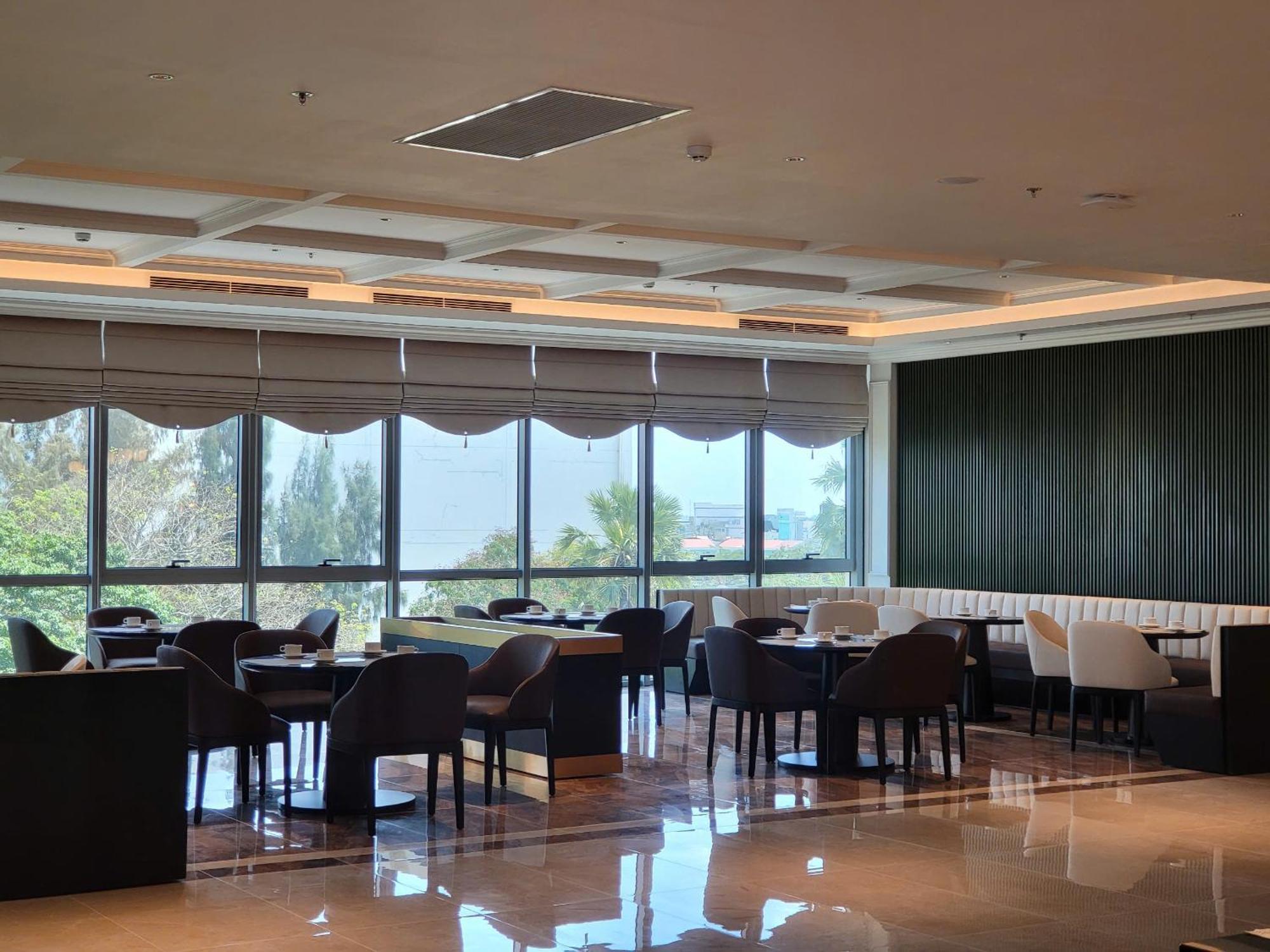 Cosmo Stars Hotel Bac Lieu Экстерьер фото