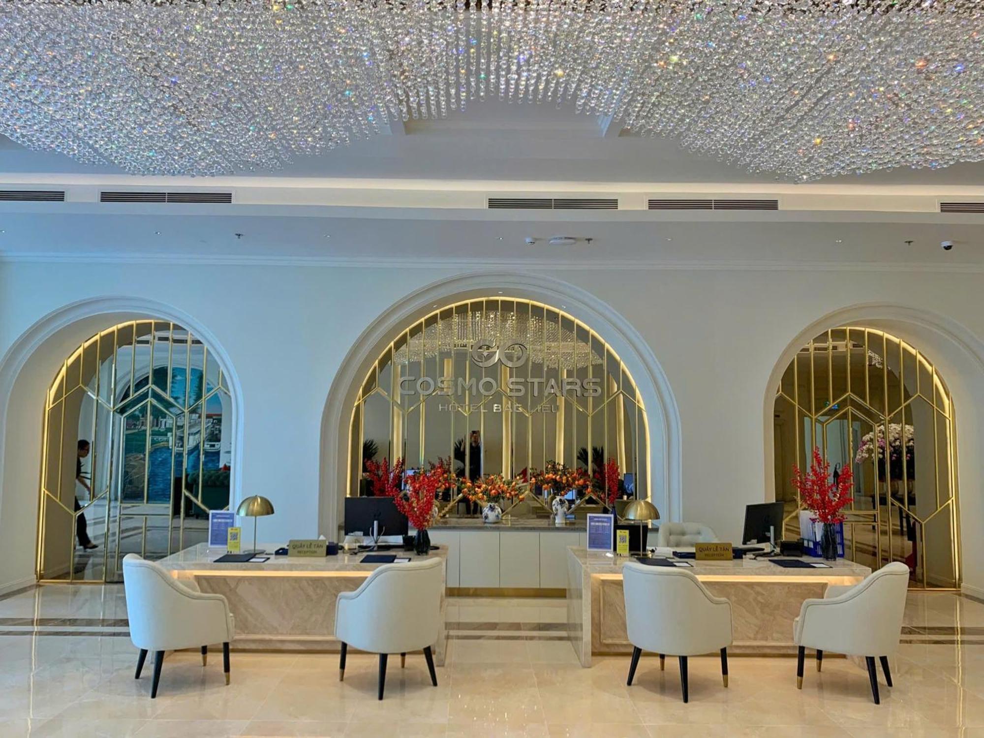 Cosmo Stars Hotel Bac Lieu Экстерьер фото